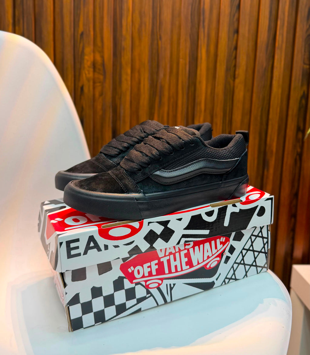 VANS KNU SKOOL