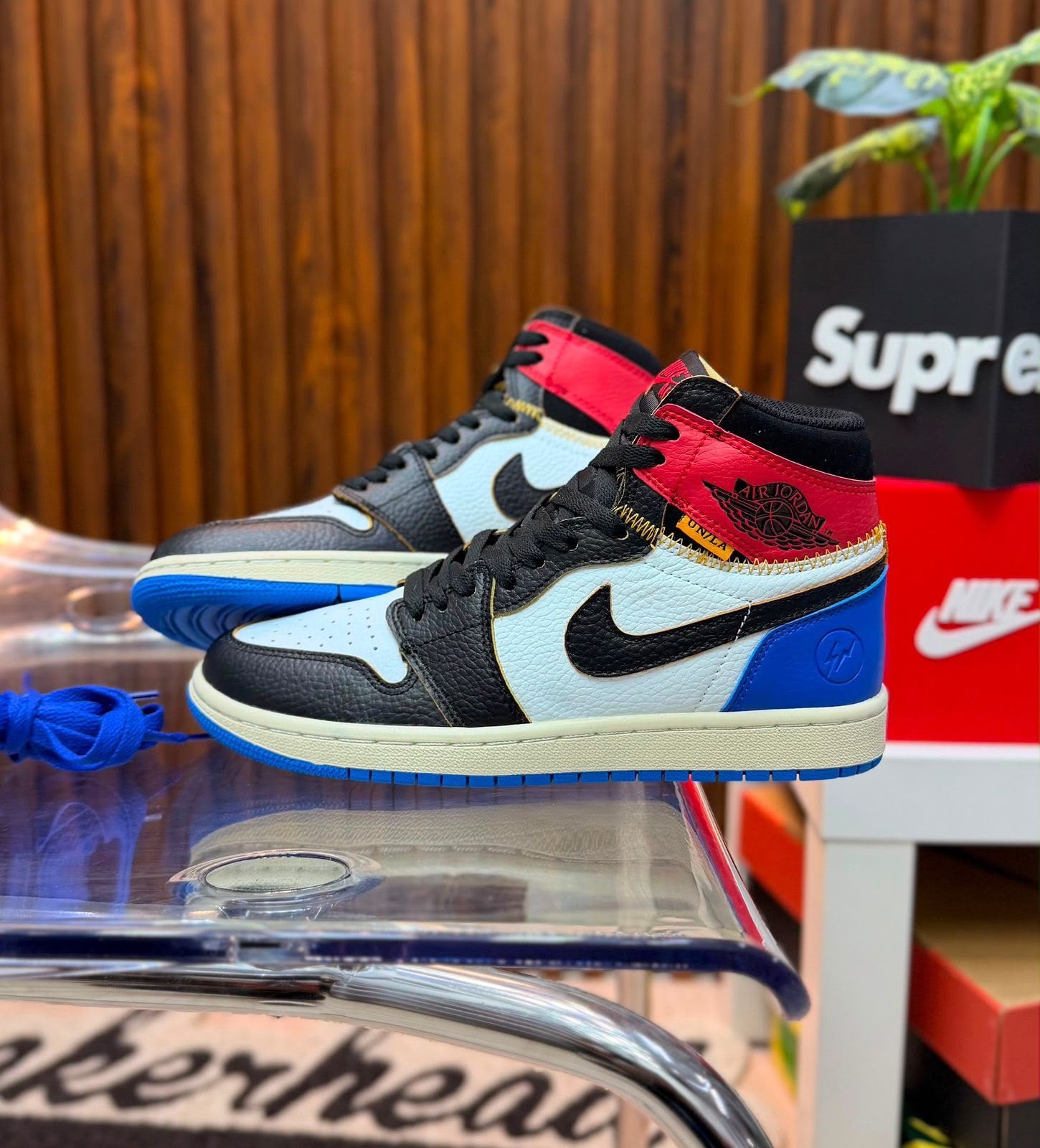 NIKE JORDAN RETRO 1 OG FRAGMENT