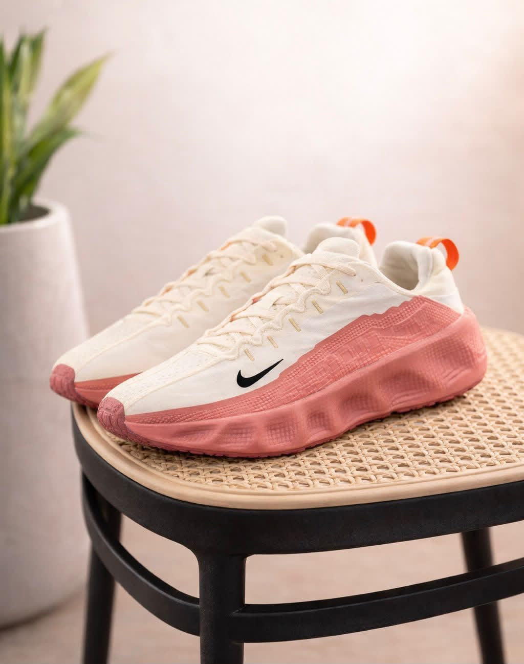 NIKE AVA ROVER
